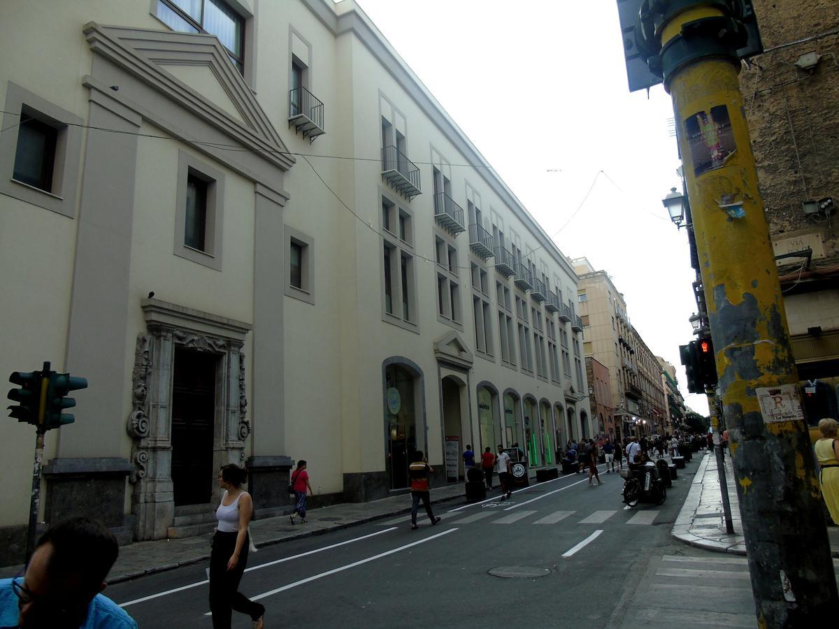 Suite Quaroni Palermo Bagian luar foto