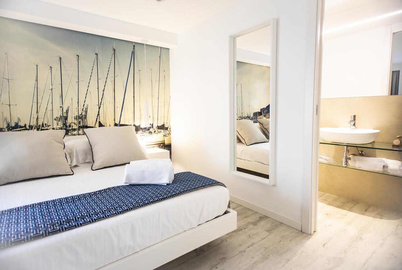 Suite Quaroni Palermo Bagian luar foto