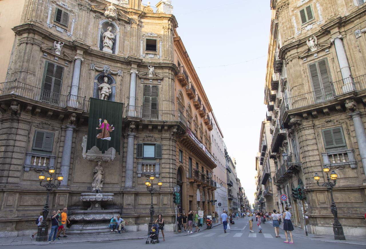 Suite Quaroni Palermo Bagian luar foto